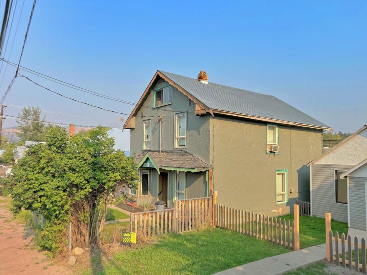 58 FENCHURCH Avenue, - Princeton House, 4 Bedrooms (196238)