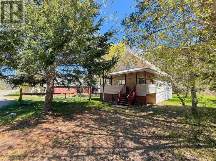 2647 STRATHCONA Avenue - Tulameen House for Sale, 3 Bedrooms (10333957)