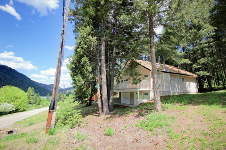 2973 Crestview Rd - princeton_bc Single Family, 3 Bedrooms (172583)