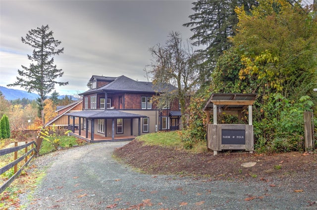 4504 Bench Rd - Du Cowichan Station/Glenora Single Family Residence for Sale, 4 Bedrooms (970959)