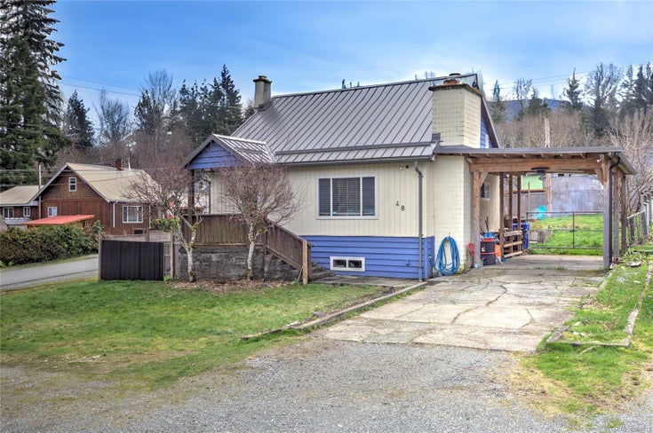 48 Hemlock St - Du Lake Cowichan Single Family Residence for Sale, 4 Bedrooms (993875)