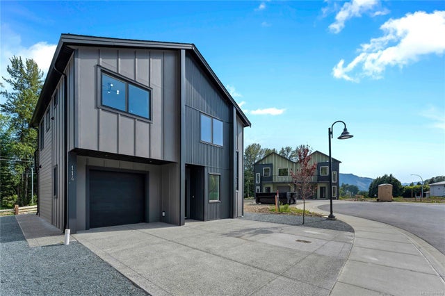 114 Plante Cres - Du Lake Cowichan Single Family Residence for Sale, 3 Bedrooms (1001608)