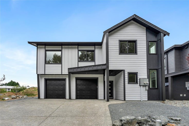 219 Cowichan Lake Rd - Du Lake Cowichan Single Family Residence for Sale, 4 Bedrooms (1004920)