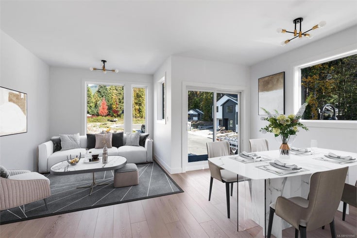 108 Plante Cres - Du Lake Cowichan Single Family Residence for Sale, 3 Bedrooms (1010940)