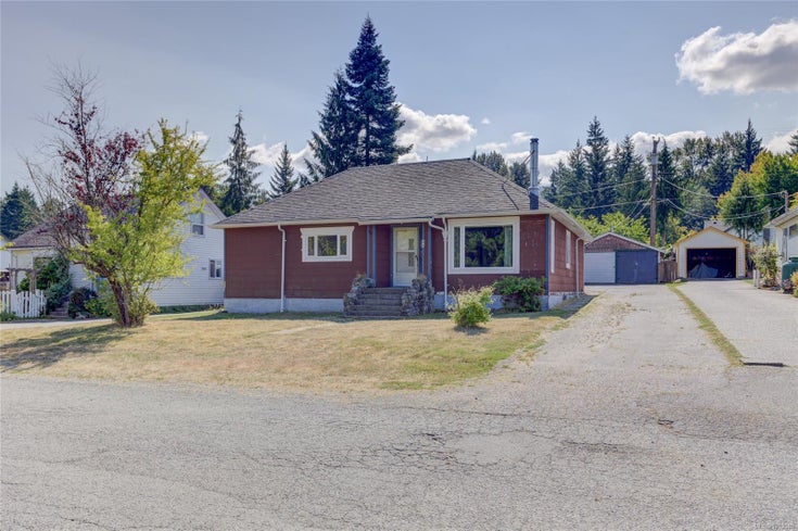24 Hemlock St - Du Lake Cowichan Single Family Residence for Sale, 2 Bedrooms (1013588)