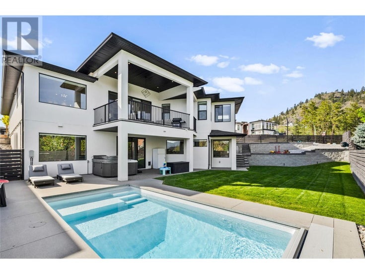 3374 Vineyard View Drive - West Kelowna House for Sale, 6 Bedrooms (10341075)