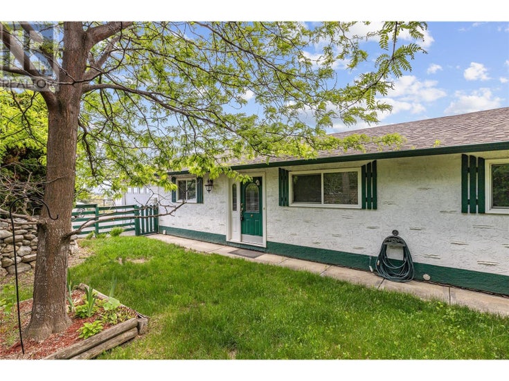 849 McKenzie Road - Kelowna House for Sale, 4 Bedrooms (10348946)