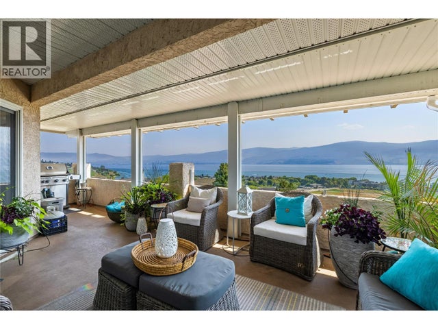 1546 Golden View Drive - West Kelowna House for Sale, 4 Bedrooms (10361589)