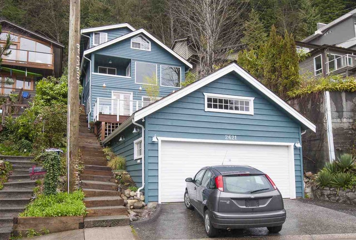 2621 Panorama Drive - Deep Cove House/Single Family, 2 Bedrooms (R2044453)