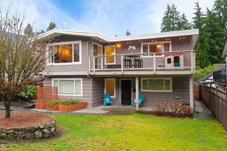 1950 Deep Cove Road - Deep Cove House/Single Family, 5 Bedrooms (R2336331)