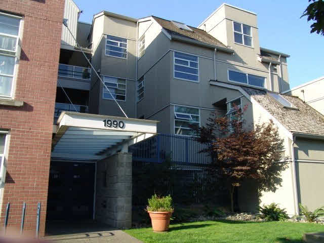 204 1990 E Kent Ave South Avenue - South Marine Apartment/Condo, 2 Bedrooms (V607828)