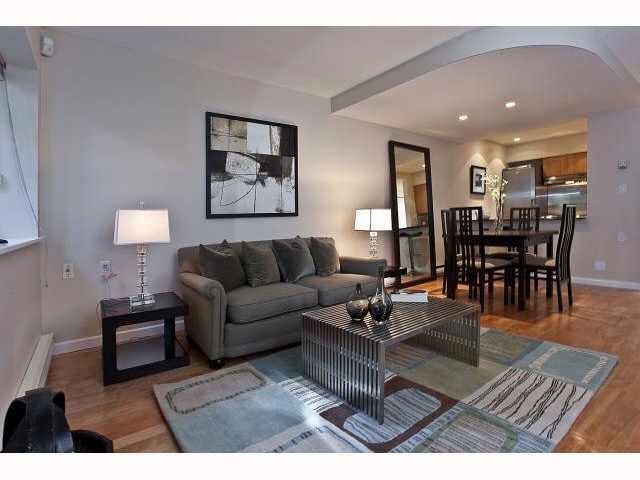 3542 Point Grey Road - Kitsilano Townhouse, 1 Bedroom (V814685)