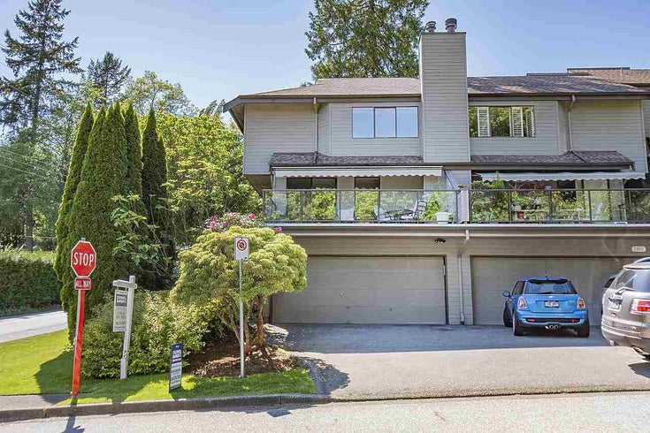 2105 Banbury Road - Deep Cove Townhouse, 3 Bedrooms (R2589349)