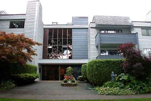 202 1424 Walnut Street - Kitsilano Apartment/Condo, 1 Bedroom (V565712)