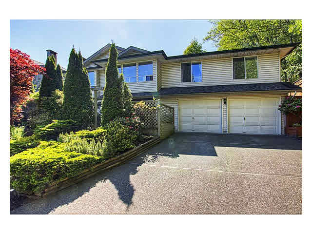 1183 Deep Cove Place - Deep Cove House/Single Family, 4 Bedrooms (V1090186)