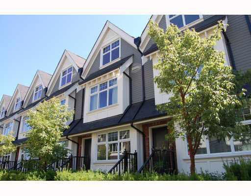 3736 Welwyn Street - Victoria VE Townhouse, 2 Bedrooms (V774769)