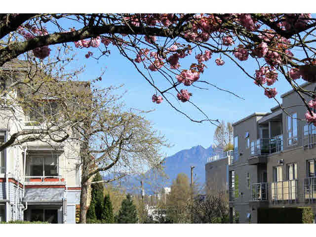 220 1844 W 7th Avenue - Kitsilano Apartment/Condo, 1 Bedroom (V1115566)