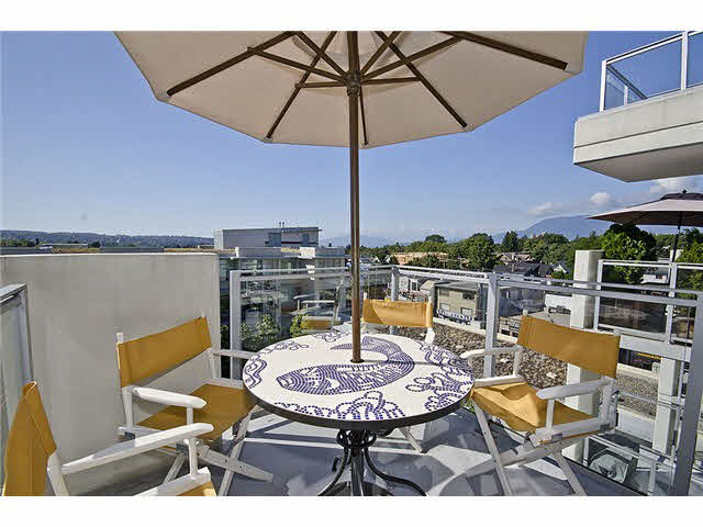 616 2268 W Broadway - Kitsilano Apartment/Condo, 1 Bedroom (V915741)