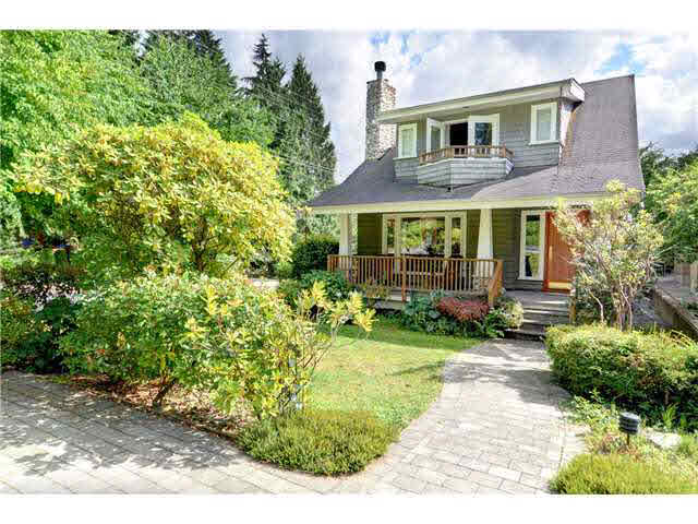 4385 Raeburn Street - Deep Cove House/Single Family, 4 Bedrooms (V969227)