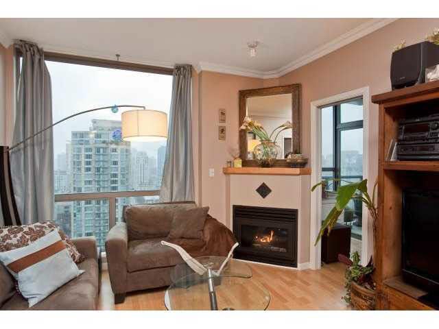 1906 928 Richards Street - Yaletown Apartment/Condo, 2 Bedrooms (V865892)