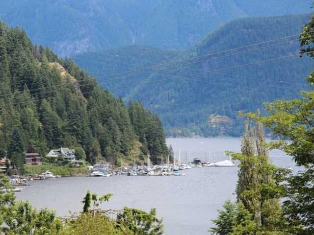 2181 Deep Cove Road - Deep Cove House/Single Family, 5 Bedrooms (R2182300)