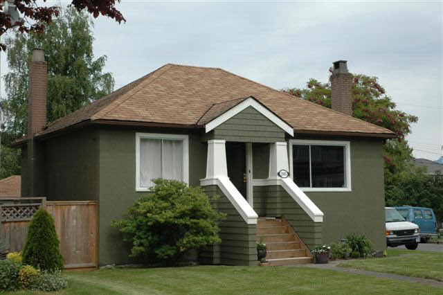 2905 W 22nd Avenue - Arbutus House/Single Family, 3 Bedrooms (V594102)