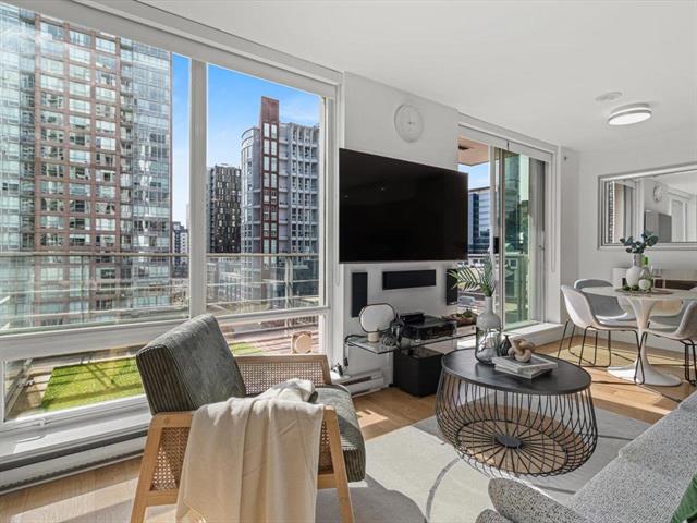 803 565 SMITHE STREET - Downtown VW Apartment/Condo(R2986726)