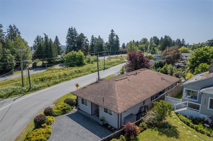 3166/3168 Douglas St - Du Chemainus Single Family Residence for Sale, 4 Bedrooms (1002096)