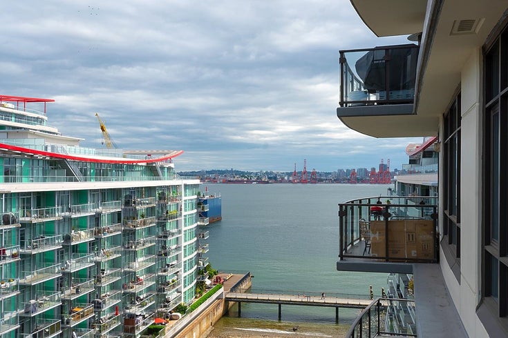 1003 162 Victory Ship Way - Lower Lonsdale Apartment/Condo, 1 Bedroom (R2788719)