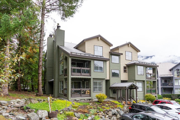 2 2217 Marmot Place - Whistler Creek Townhouse, 1 Bedroom (R2821362)