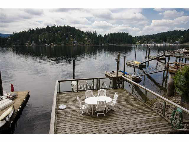 2844 Panorama Drive - Deep Cove House/Single Family, 4 Bedrooms (V923715)