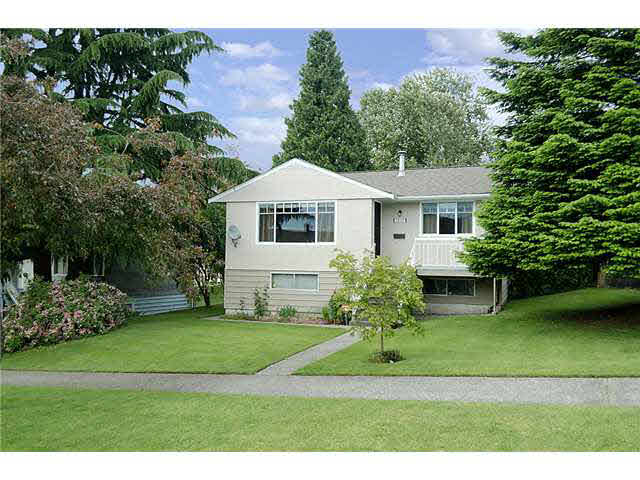 3597 Haida Drive - Renfrew Heights House/Single Family, 5 Bedrooms (V955335)