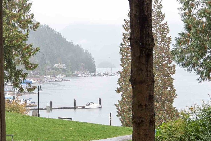 2391 Panorama Drive - Deep Cove House/Single Family, 3 Bedrooms (R2215081)