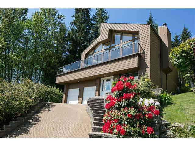 2177 Badger Road - Deep Cove House/Single Family, 5 Bedrooms (V952545)