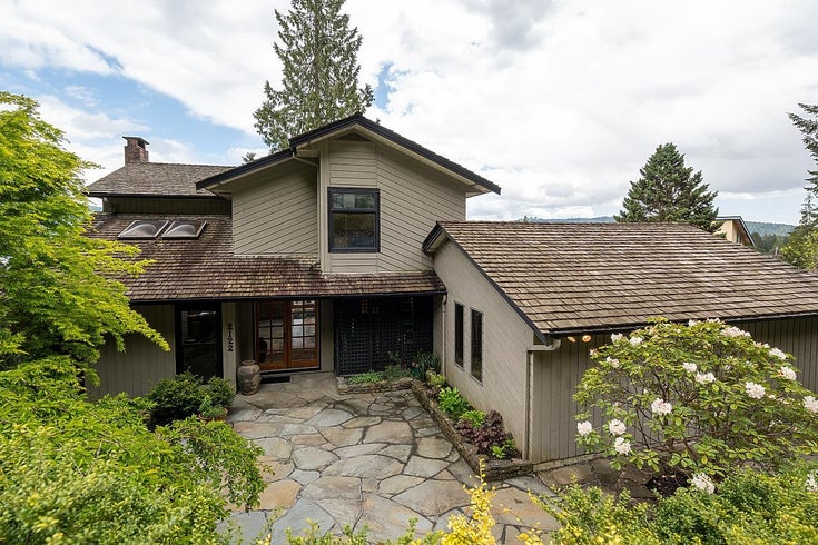 2122 Cliffwood Road - Deep Cove House/Single Family, 6 Bedrooms (R2688303)