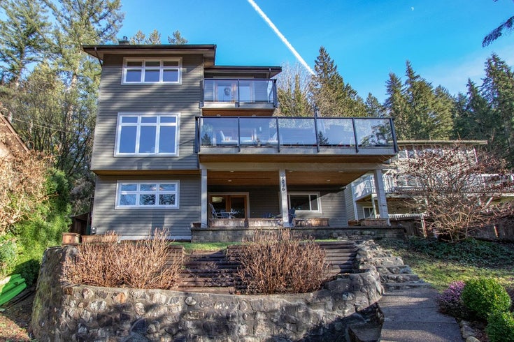 2036 Parkside Lane - Deep Cove House/Single Family, 4 Bedrooms (R2650821)