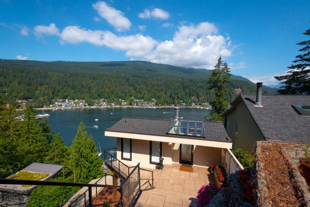 4660 Eastridge Road - Deep Cove Single Family Residence for Sale, 4 Bedrooms (R2987003)