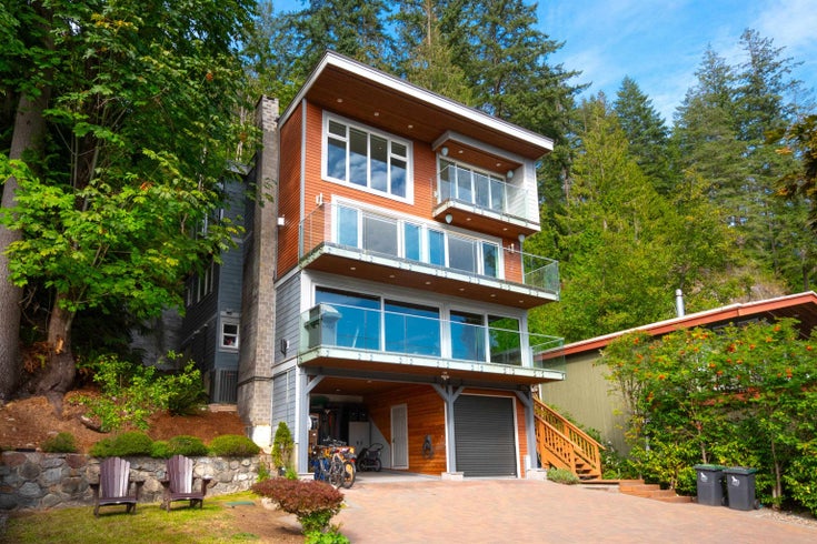 2867 Panorama Drive - Deep Cove Single Family Residence for Sale, 4 Bedrooms (R3048123)