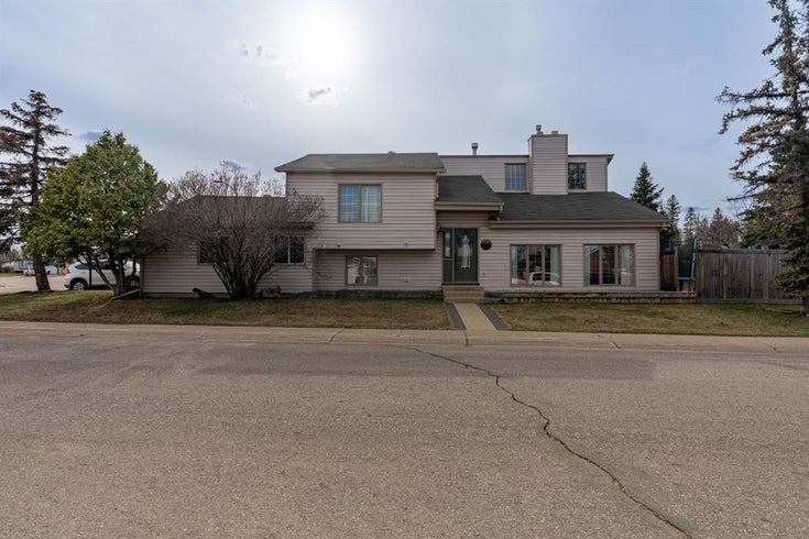 105 Whiteoak Garden  - Thickwood Detached for Sale, 3 Bedrooms (A2203083)