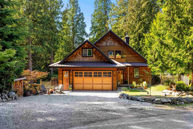 946 Spyglass Road - Bowen Island House/Single Family, 4 Bedrooms (R2817322)