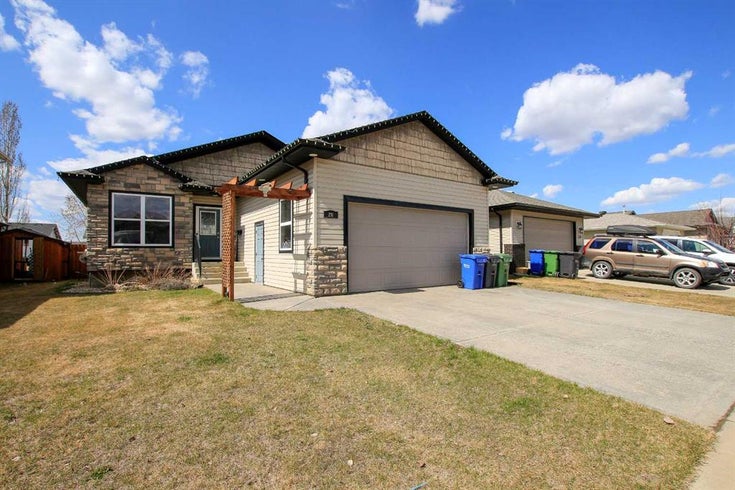 26 Jack Crescent  - Johnstone Crossing Detached, 5 Bedrooms (A2214395)