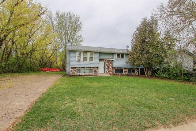 8 Nagel Avenue  - Normandeau Detached for Sale, 4 Bedrooms (A2219365)