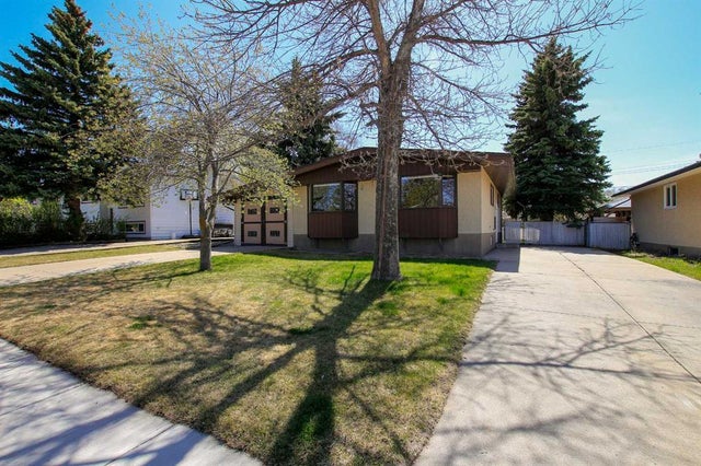 5229 43 Street  - Other Detached for Sale, 4 Bedrooms (A2219433)