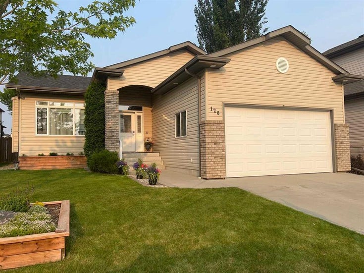 128 Ingle Close  - Inglewood Detached for Sale, 5 Bedrooms (A2245639)