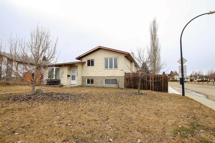 114 Cornett Drive  - Clearview Meadows Semi Detached (Half Duplex) for Sale, 3 Bedrooms (A2206063)
