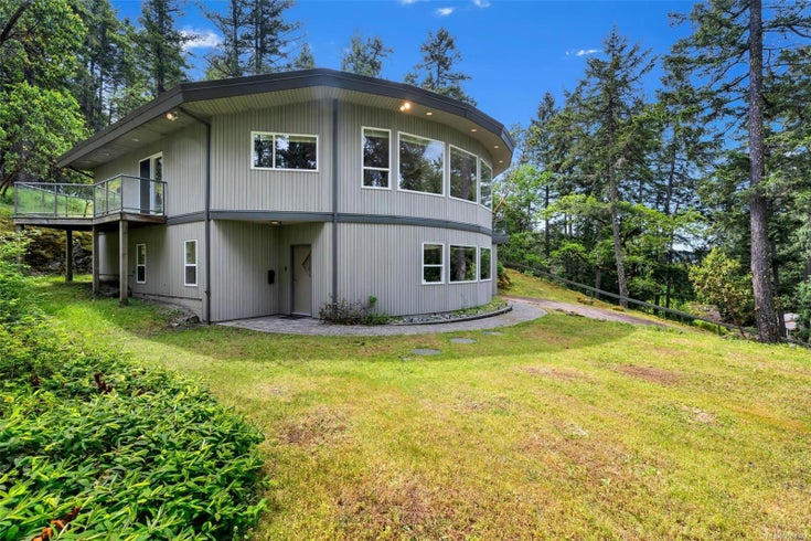 316 Matterhorn Dr - SW West Saanich Single Family Residence for Sale, 3 Bedrooms (1001373)