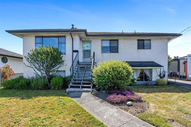 3245 Albion Rd - SW Tillicum Single Family Residence for Sale, 5 Bedrooms (1003075)