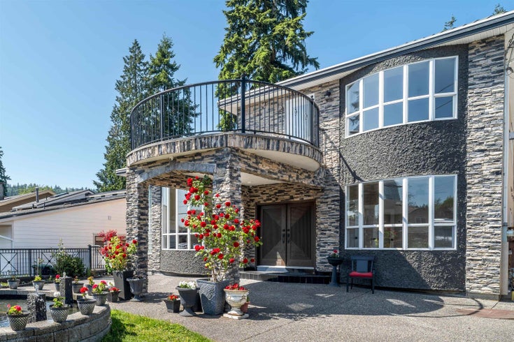 639 Chapman Avenue - Coquitlam West Single Family Residence for Sale, 6 Bedrooms (R3012517)