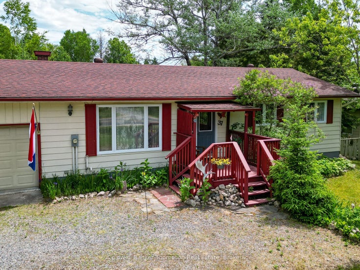 37 Paget Street, Sundridge, ON - Sundridge Detached, 3 Bedrooms (X12251440)