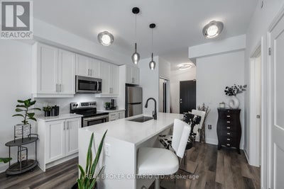 427 - 50 LAKEBREEZE DRIVE - Clarington (newcastle) Apartment for Sale, 2 Bedrooms (E12145879)